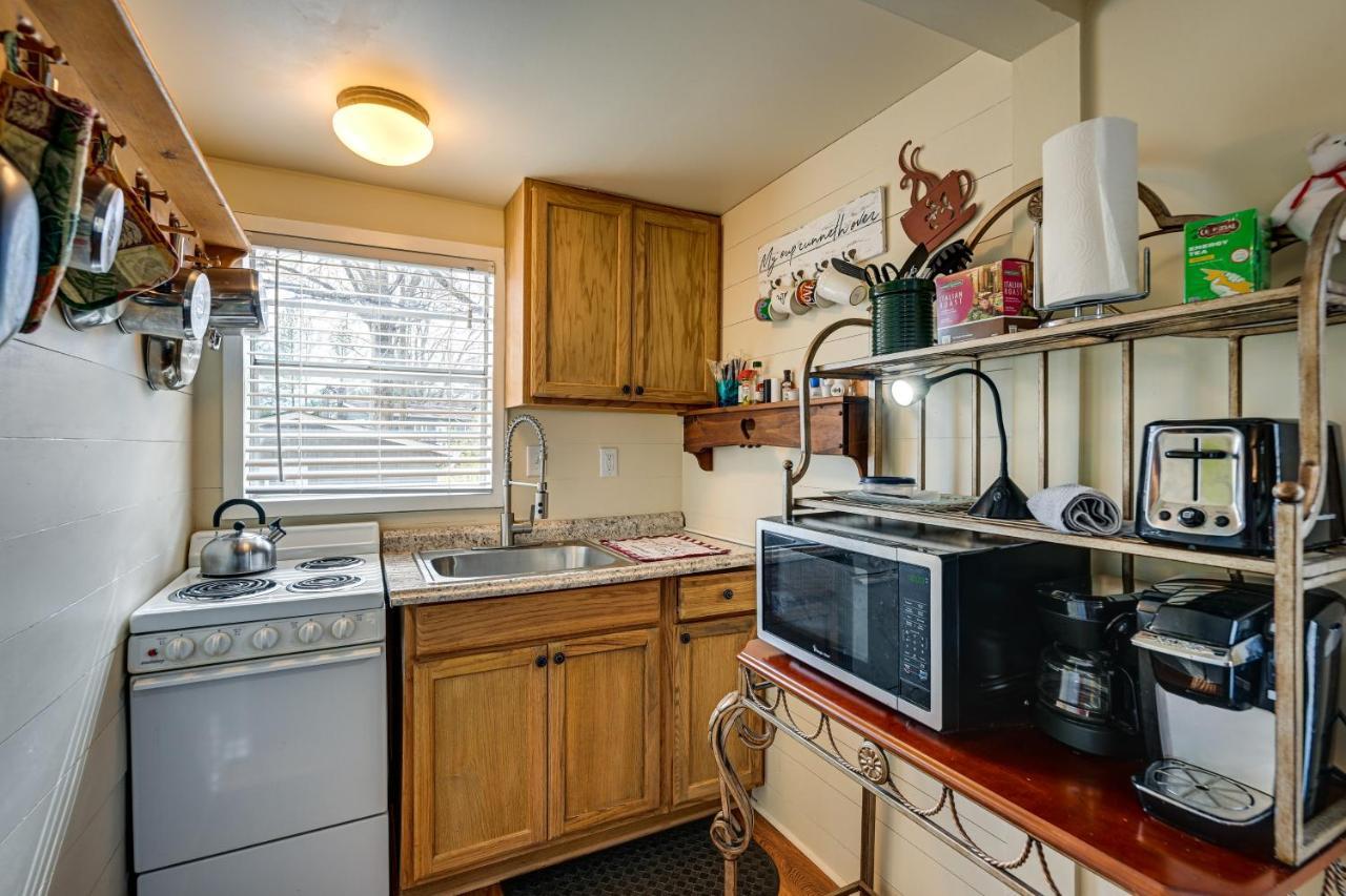 Pet-Friendly Vacation Rental Cabin In Whittier Exterior photo