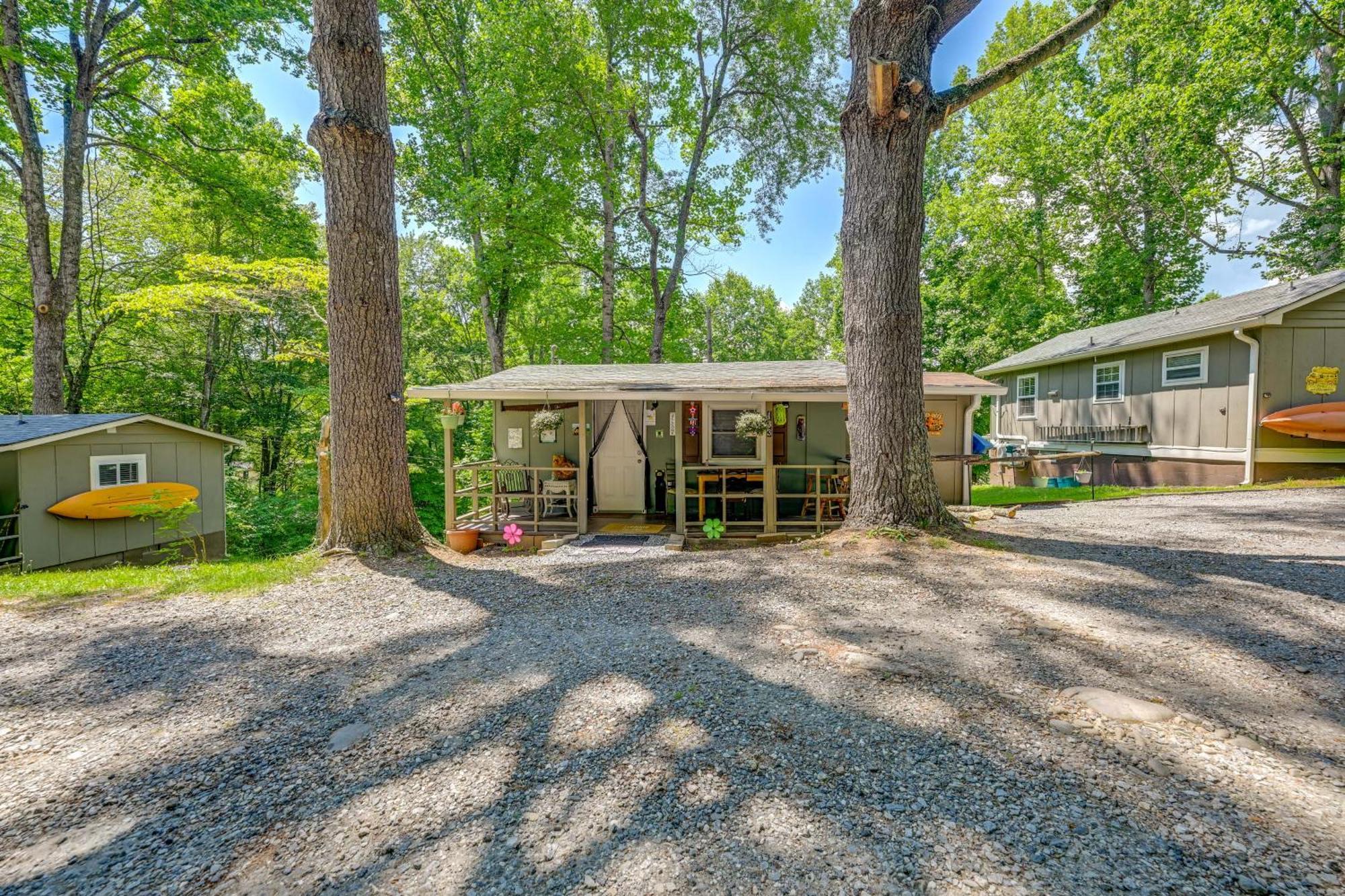 Pet-Friendly Vacation Rental Cabin In Whittier Exterior photo